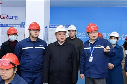 钦州市委书记林冠一行到中伟股份南部产业基地调研